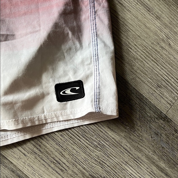 O'Neill Black and White Board Shorts - Picture 3 of 5